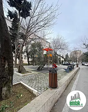 Satılır 2 otaqlı köhnə tikili 48 m² — Bakı 2 otaq 48.00 m²