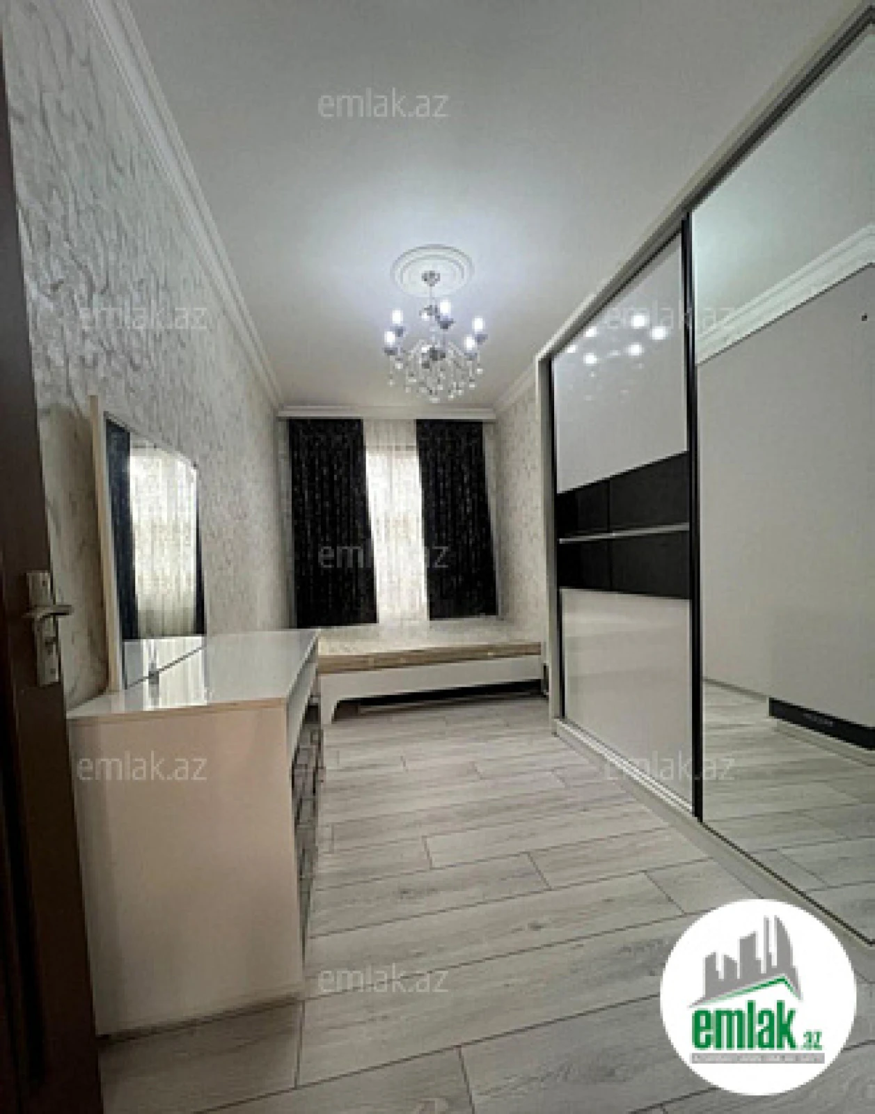 Satılır 2 otaqlı köhnə tikili 48 m²
