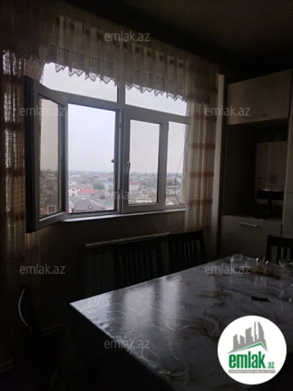 Satılır 2 otaqlı köhnə tikili 65 m²