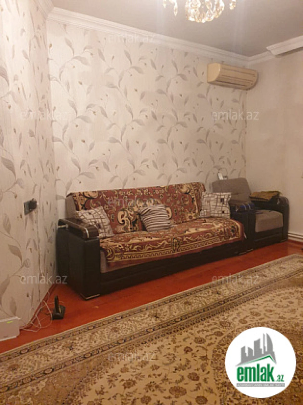 Satılır 2 otaqlı köhnə tikili 65 m²