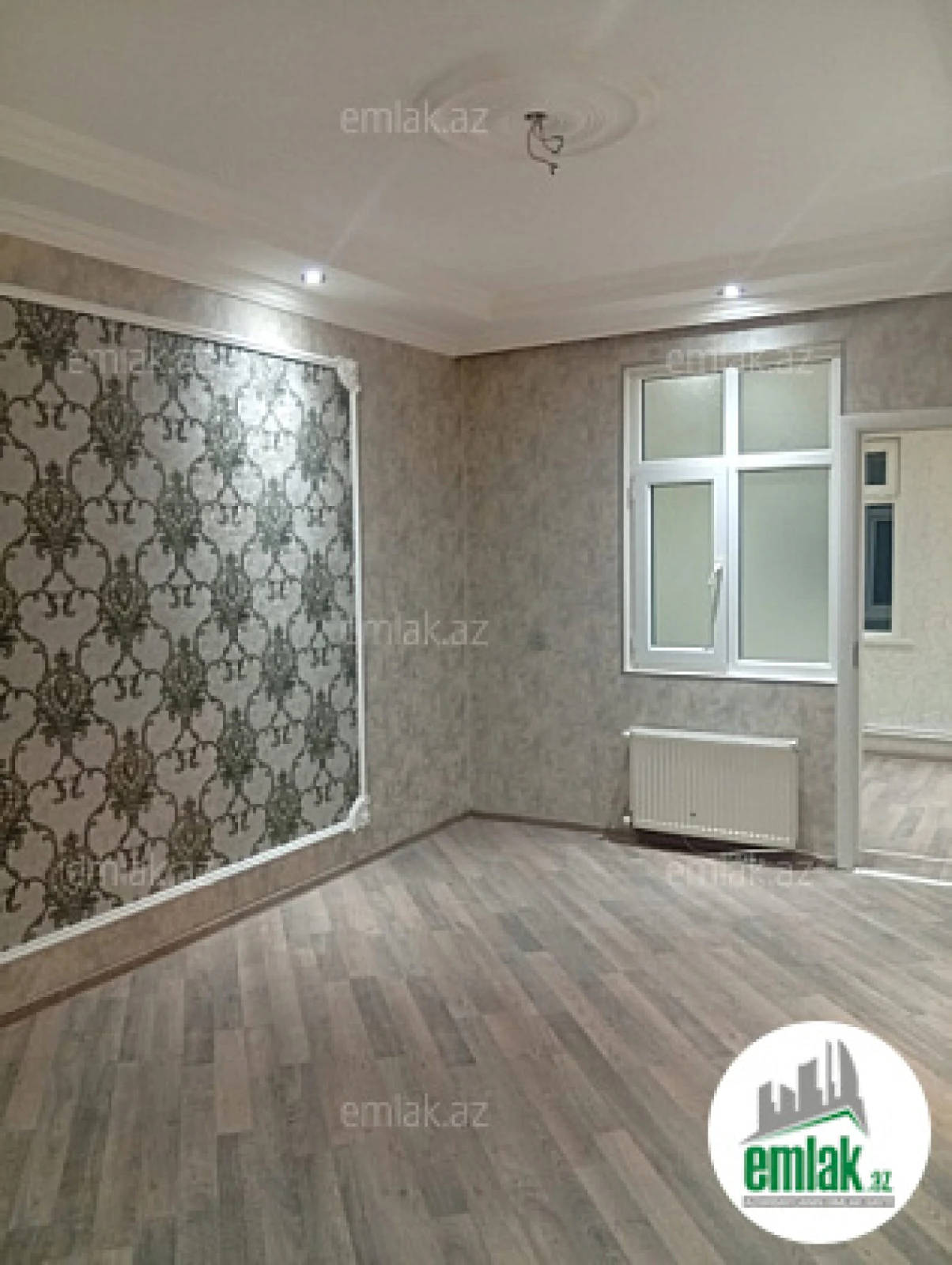 Satılır 2 otaqlı köhnə tikili 56 m²