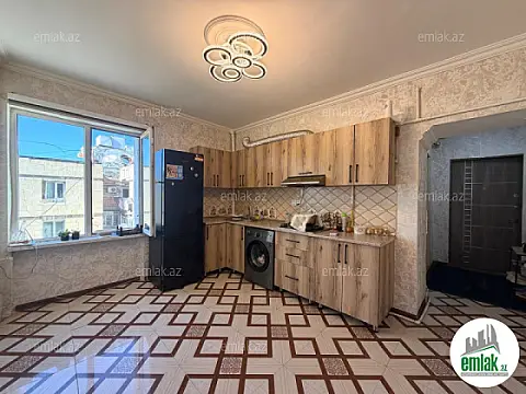 Satılır 3 otaqlı köhnə tikili 70 m²