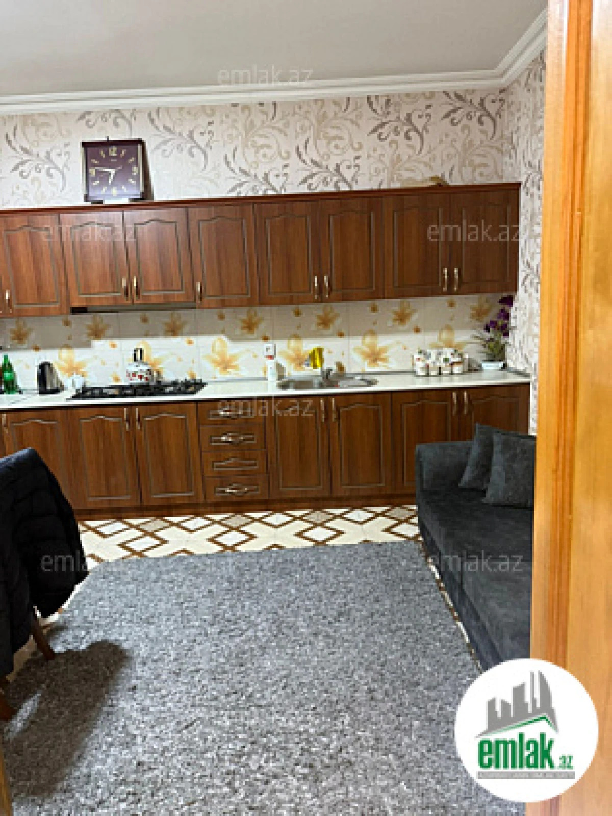 Satılır 5 otaqlı həyət evi 210 m²