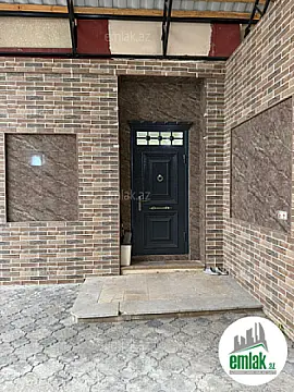Satılır 5 otaqlı həyət evi 210 m²