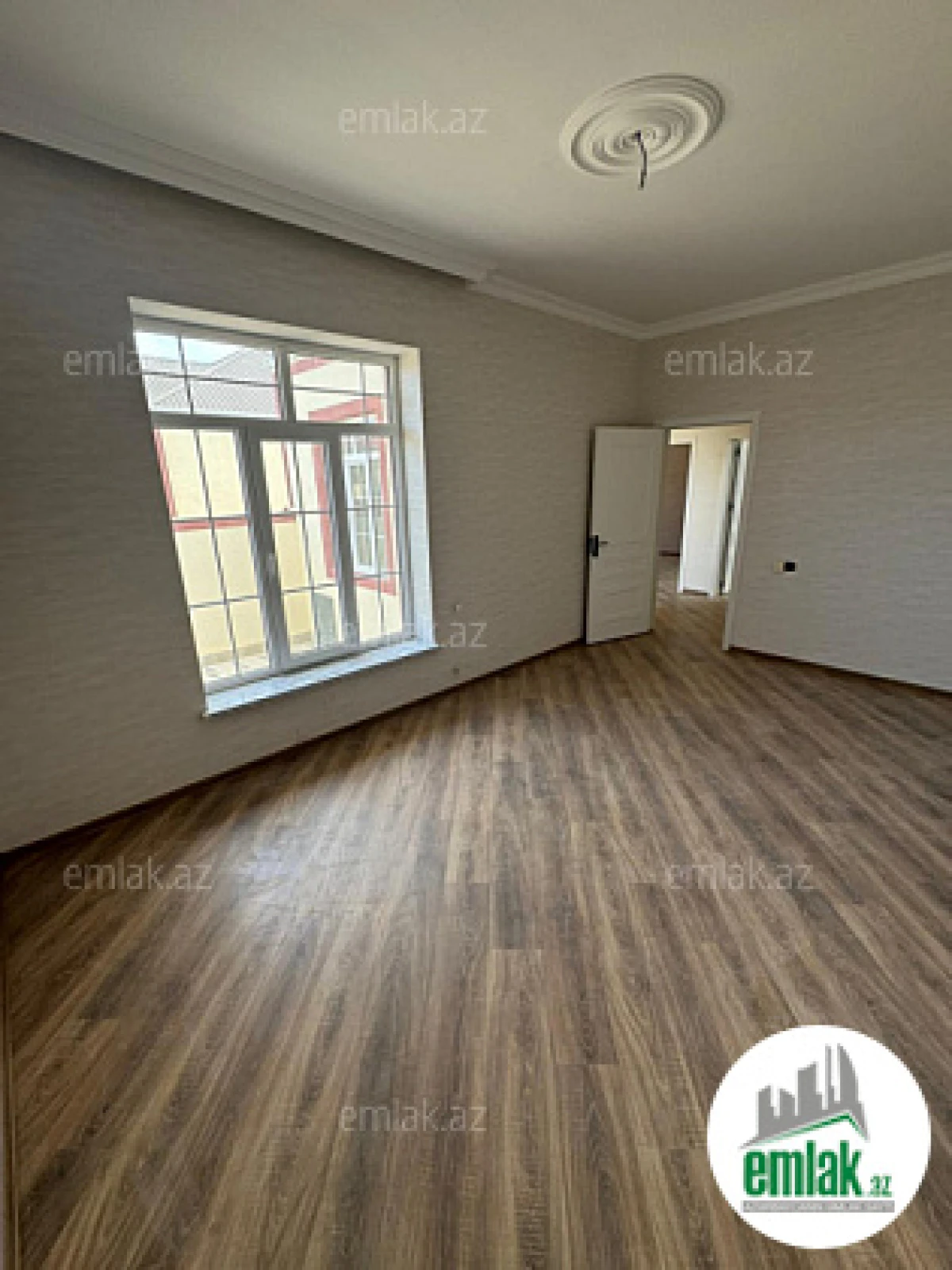Satılır 3 otaqlı həyət evi 80 m²