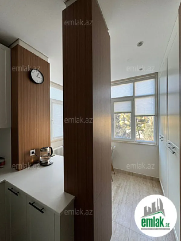 Satılır 2 otaqlı köhnə tikili 65 m²