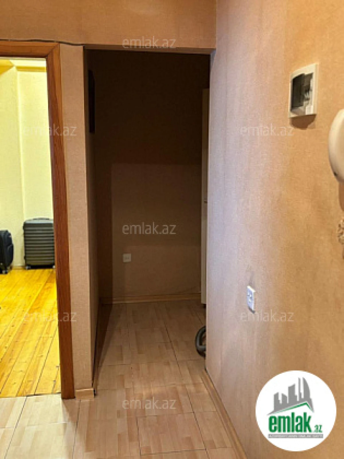 Satılır 3 otaqlı yeni tikili 65 m²