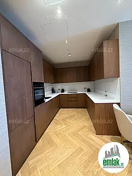 Satılır 2 otaqlı yeni tikili 100 m²