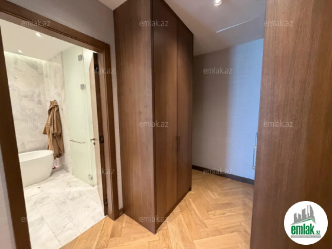 Satılır 2 otaqlı yeni tikili 100 m²