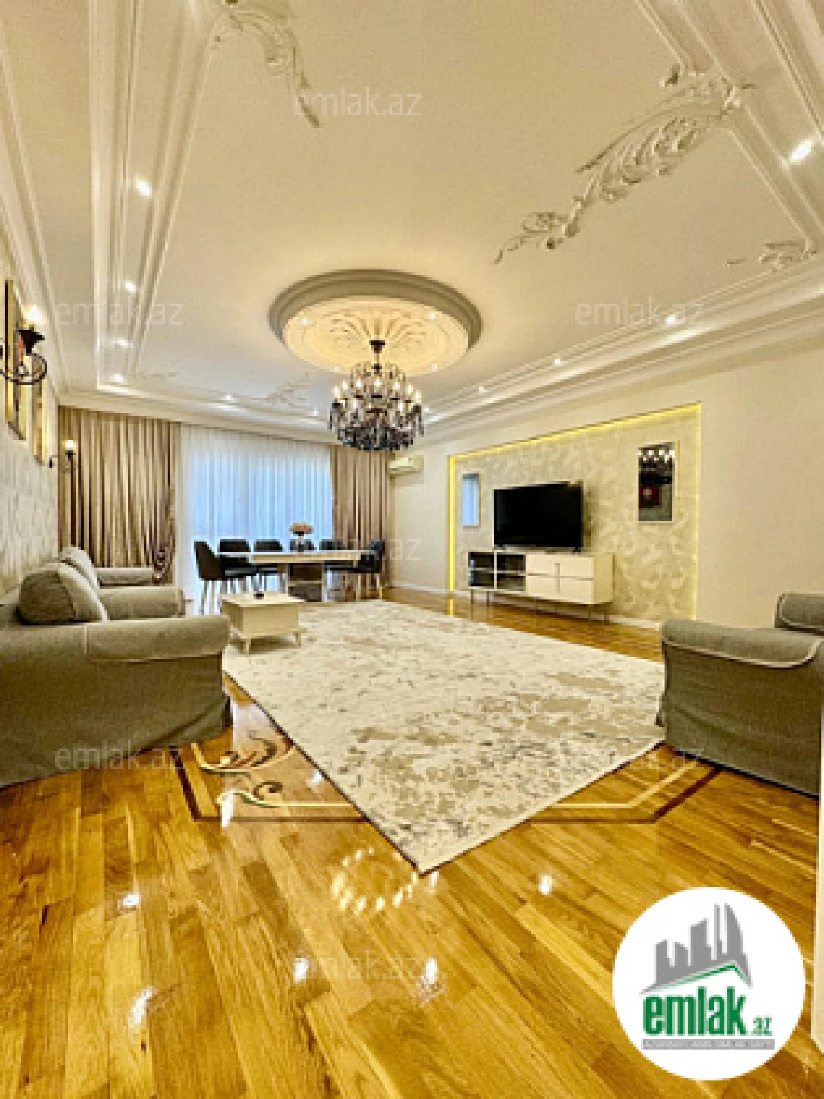Satılır 4 otaqlı yeni tikili 230 m²