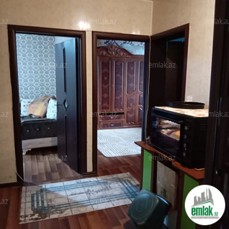 Satılır 3 otaqlı köhnə tikili 80 m²