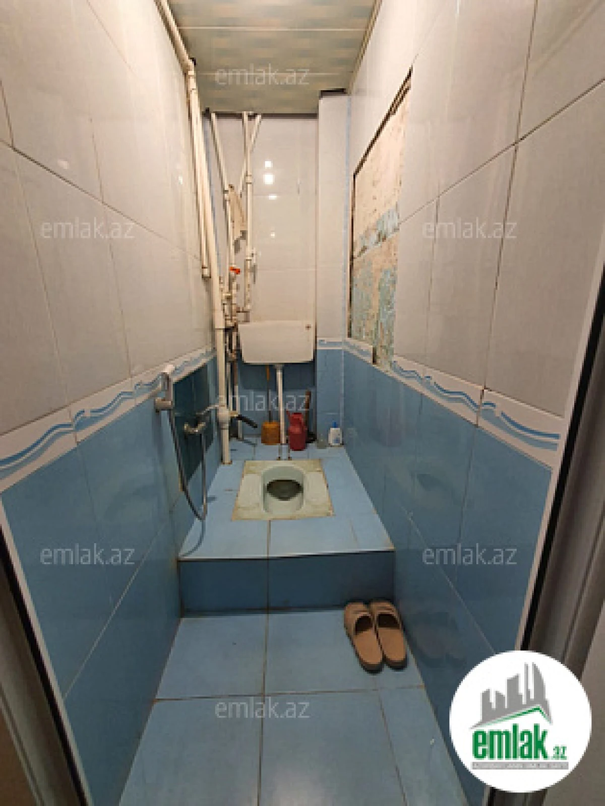 Satılır 4 otaqlı köhnə tikili 80 m²