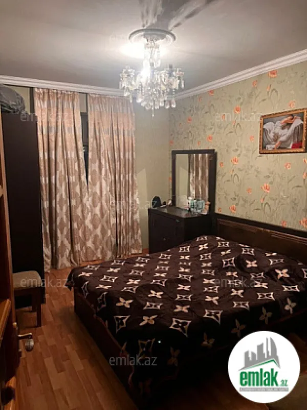 Satılır 3 otaqlı köhnə tikili 65 m²