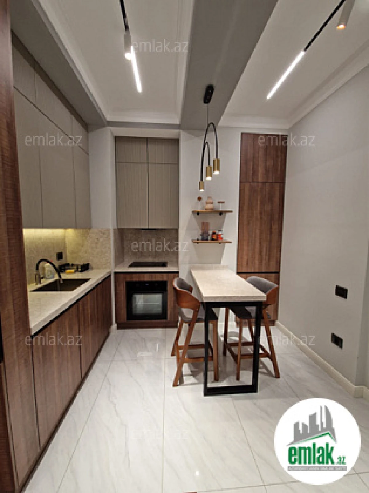 Satılır 2 otaqlı yeni tikili 65 m²
