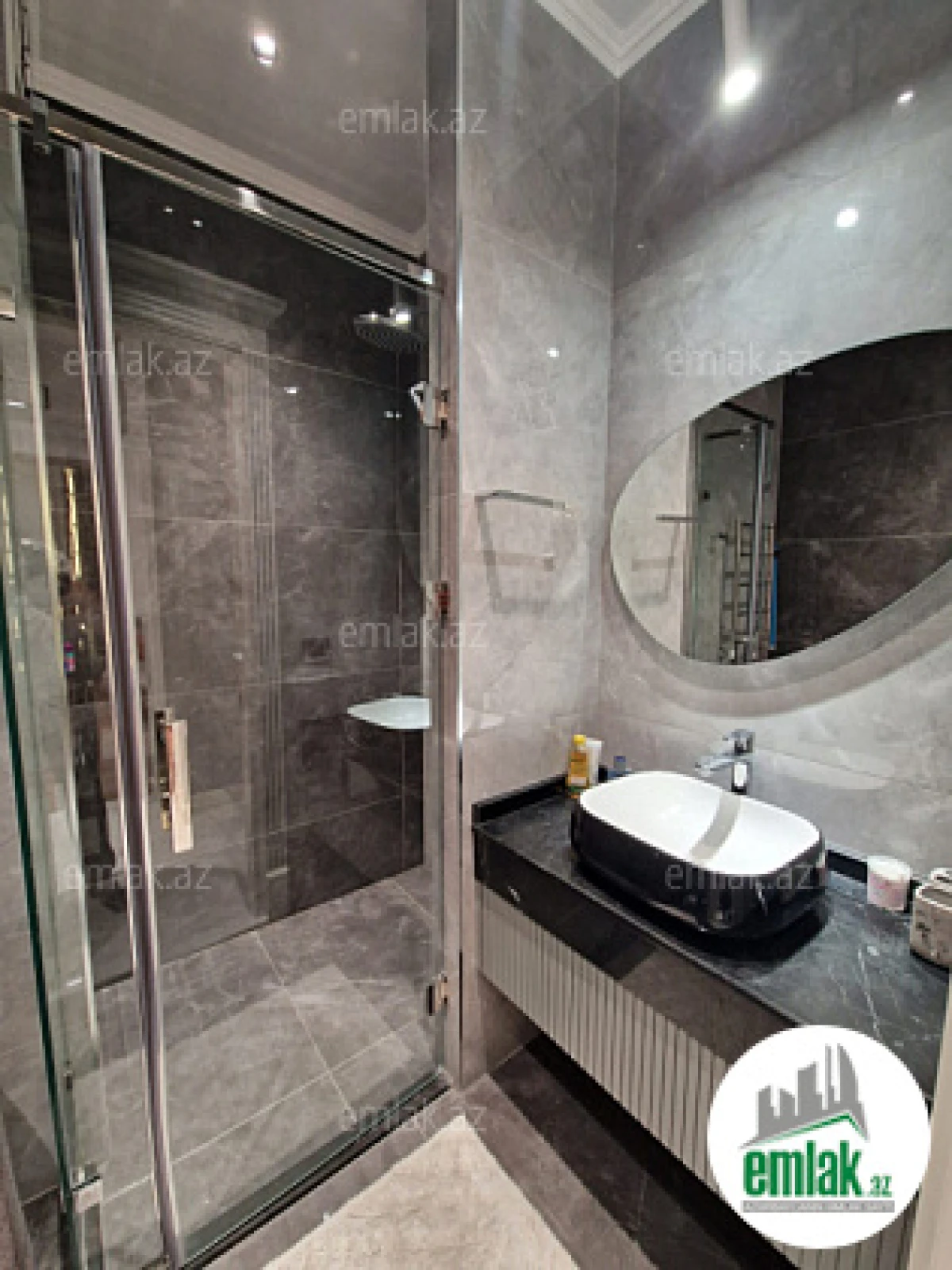 Satılır 2 otaqlı yeni tikili 65 m²