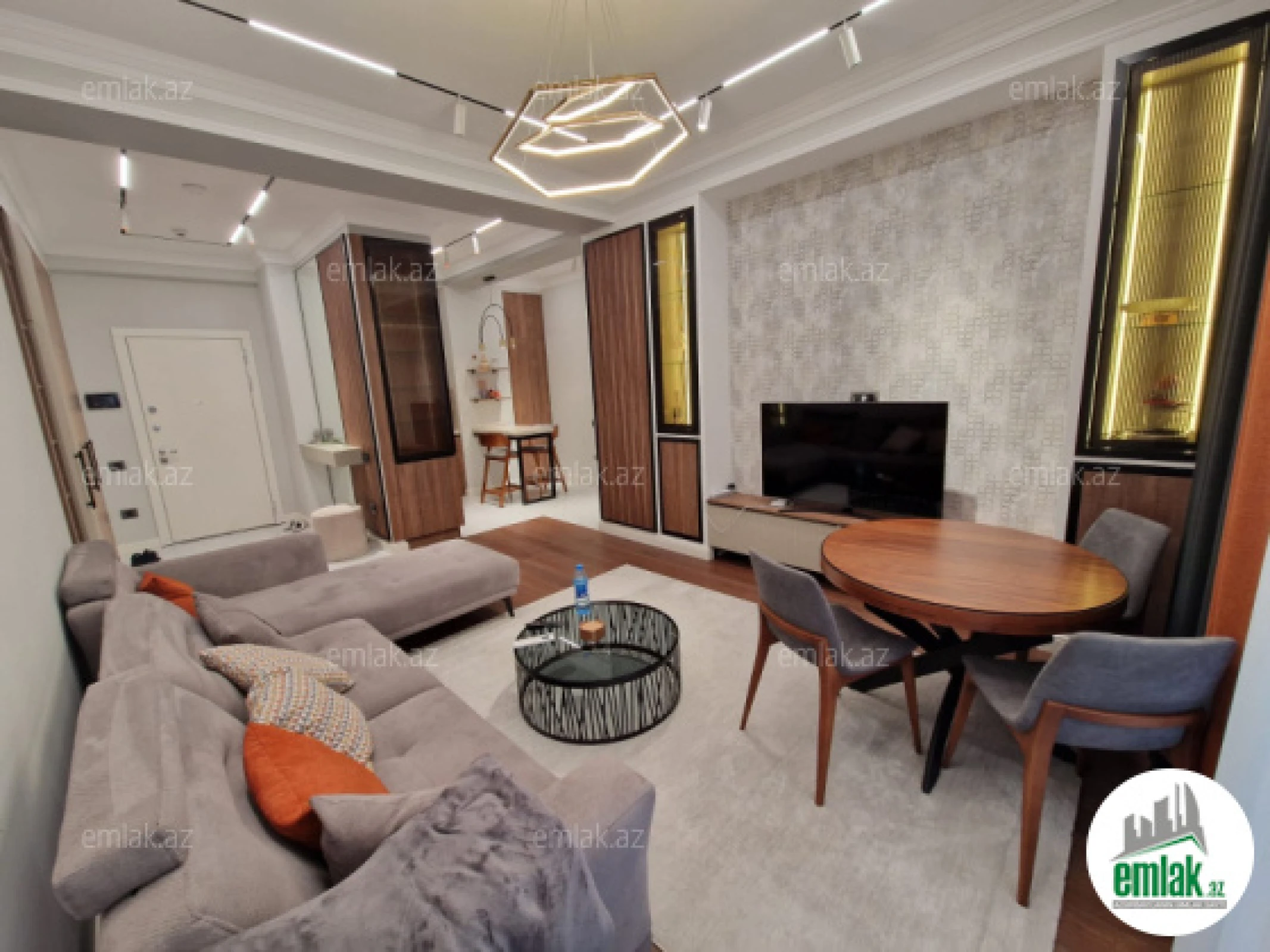 Satılır 2 otaqlı yeni tikili 65 m²