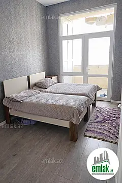 Satılır 3 otaqlı yeni tikili 75 m²