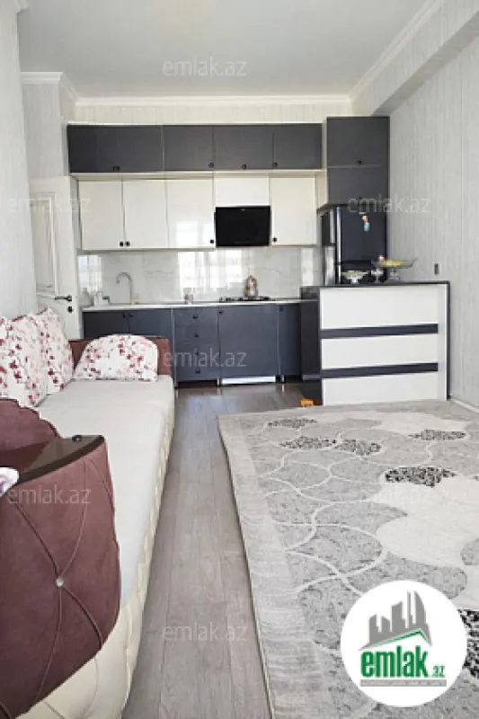 Satılır 3 otaqlı yeni tikili 75 m²