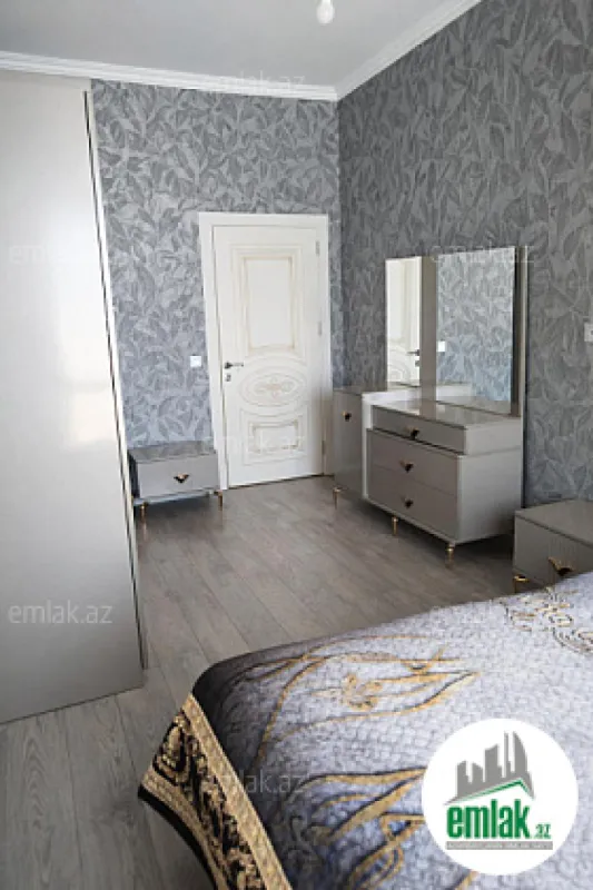Satılır 3 otaqlı yeni tikili 75 m²