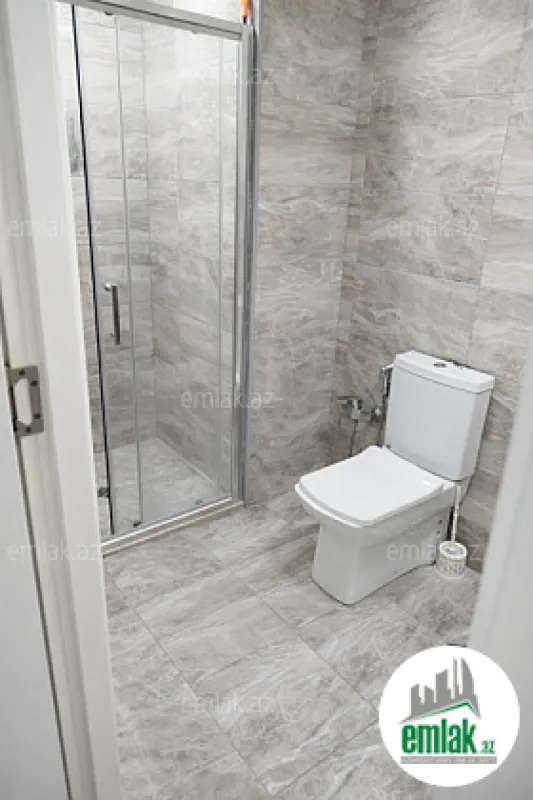 Satılır 3 otaqlı yeni tikili 75 m²