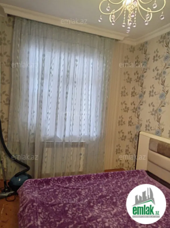 Satılır 4 otaqlı həyət evi 125 m²