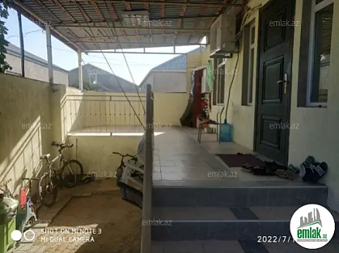 Satılır 4 otaqlı həyət evi 125 m²