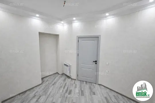 Satılır 3 otaqlı yeni tikili 80 m²