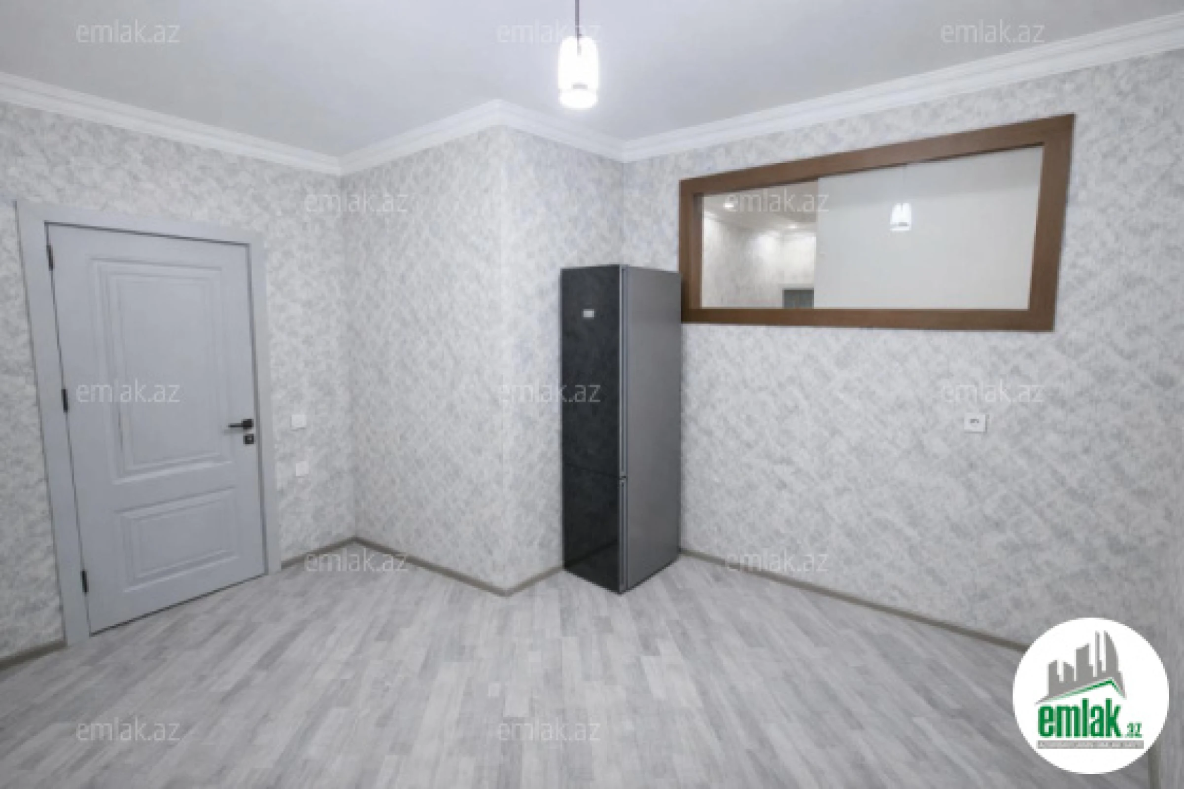 Satılır 3 otaqlı yeni tikili 80 m²