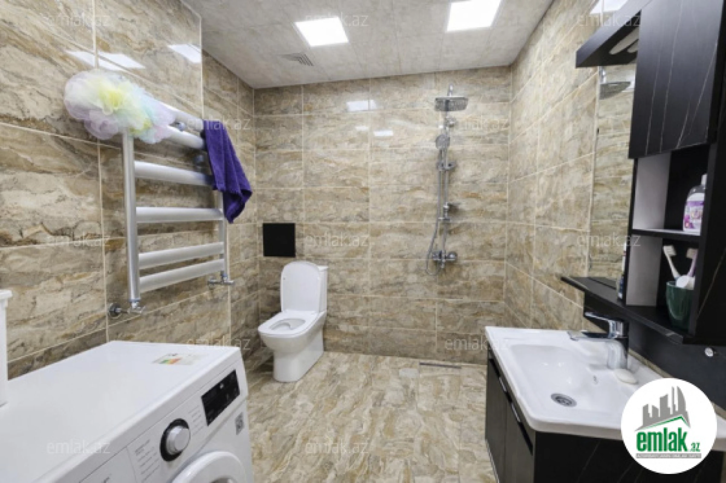 Satılır 3 otaqlı yeni tikili 80 m²