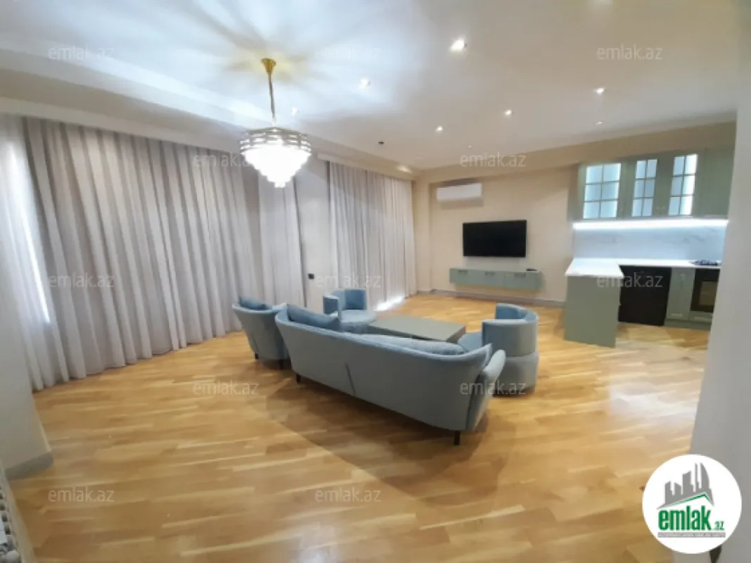 Satılır 3 otaqlı yeni tikili 128 m²