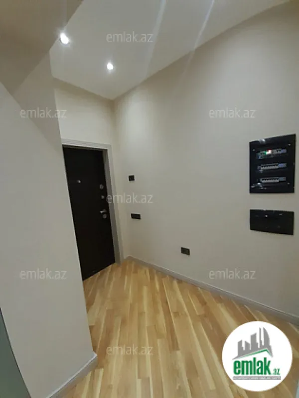 Satılır 3 otaqlı yeni tikili 128 m²