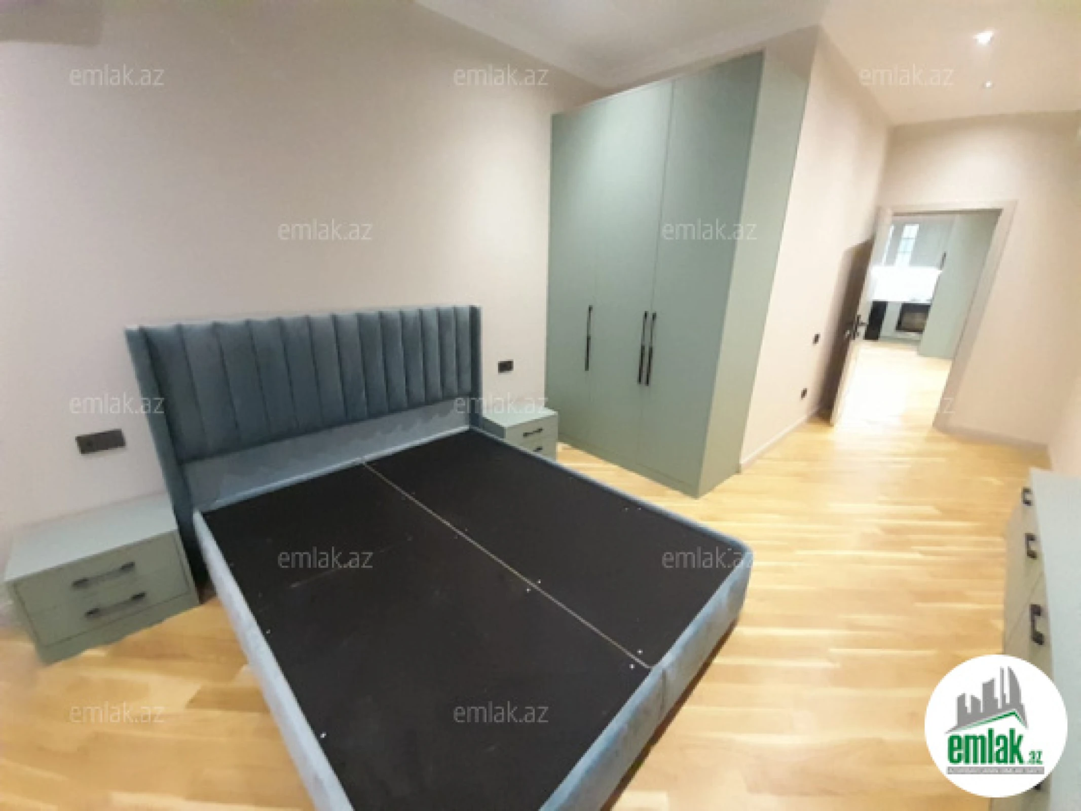 Satılır 3 otaqlı yeni tikili 128 m²