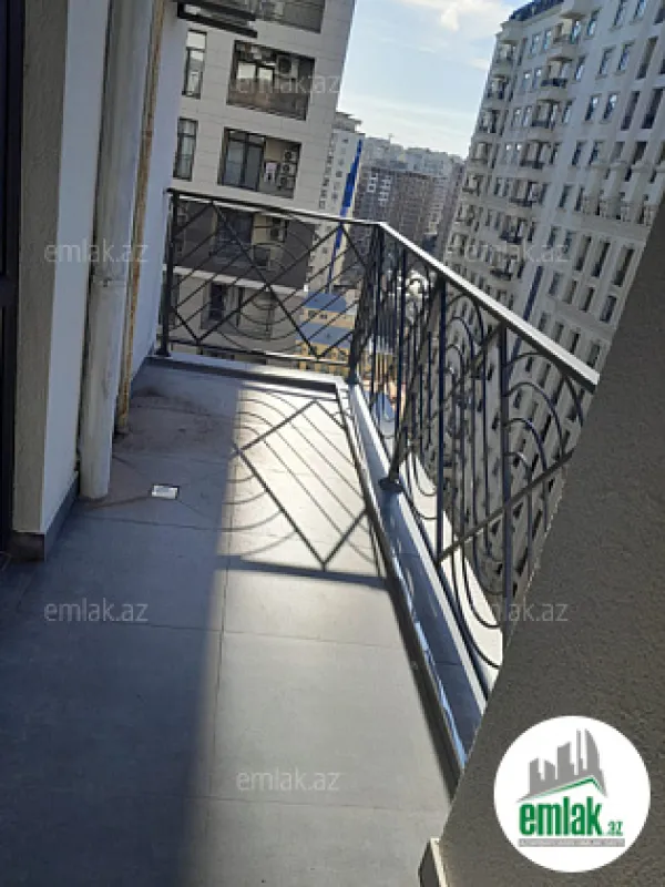 Satılır 3 otaqlı yeni tikili 128 m²