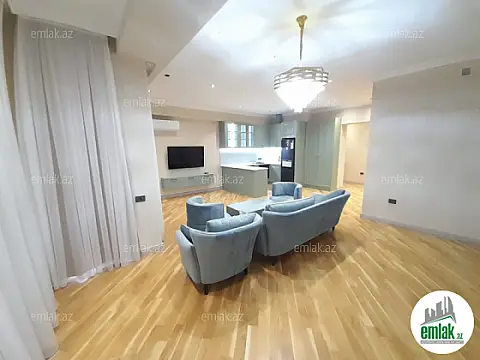 Satılır 3 otaqlı yeni tikili 128 m²