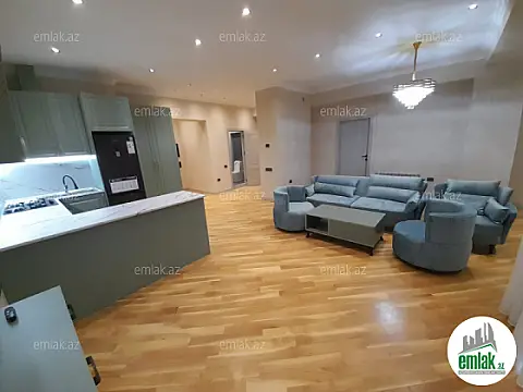 Satılır 3 otaqlı yeni tikili 128 m²