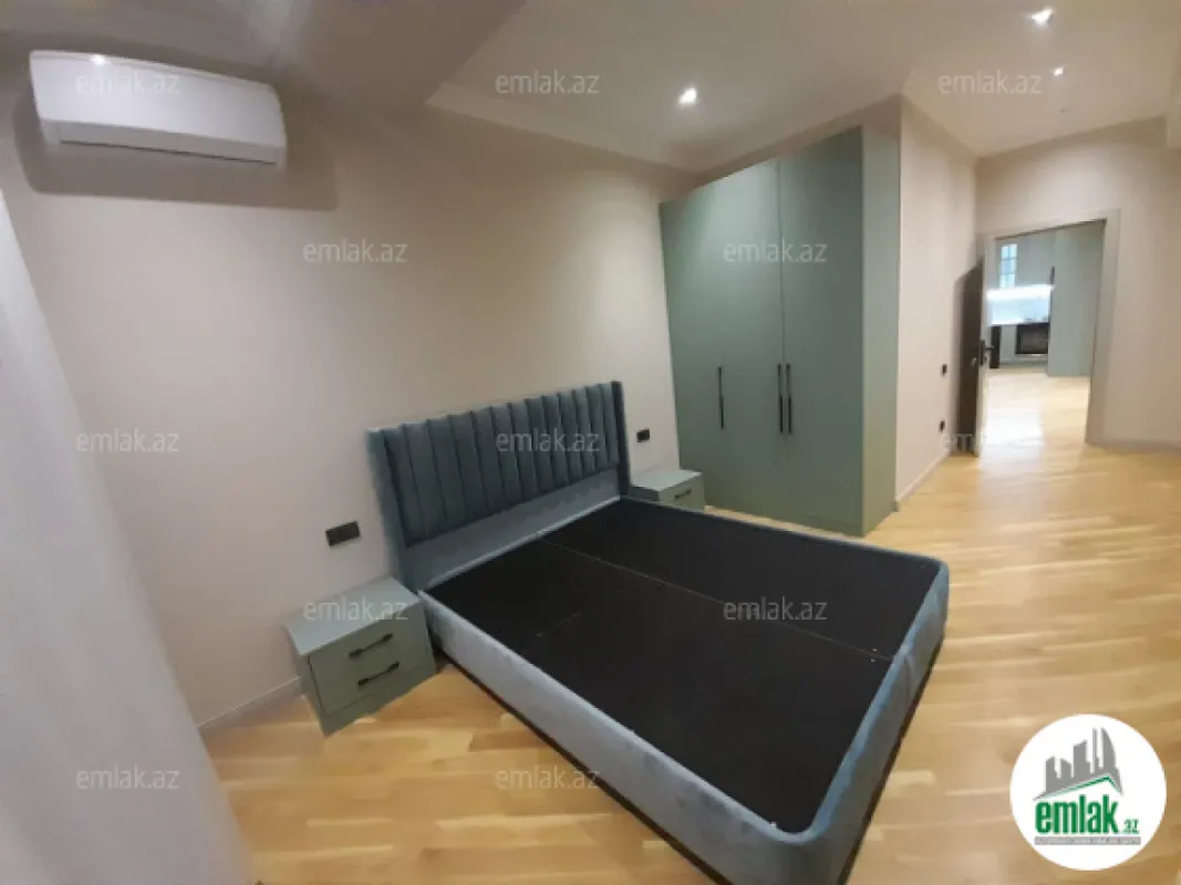 Satılır 3 otaqlı yeni tikili 128 m²