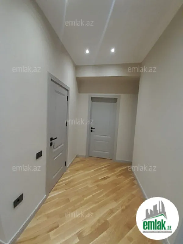Satılır 3 otaqlı yeni tikili 128 m²