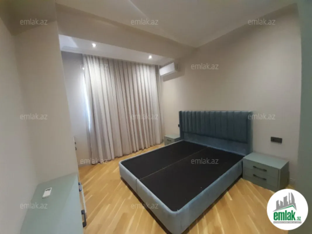 Satılır 3 otaqlı yeni tikili 128 m²