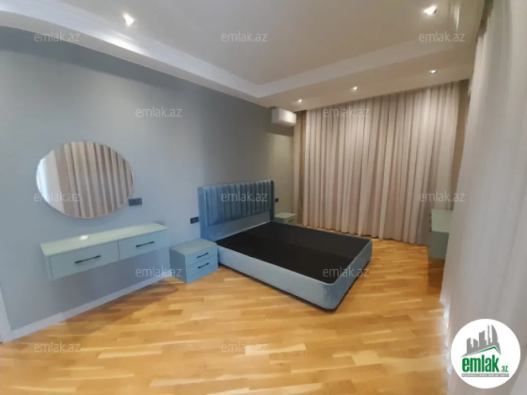Satılır 3 otaqlı yeni tikili 128 m²