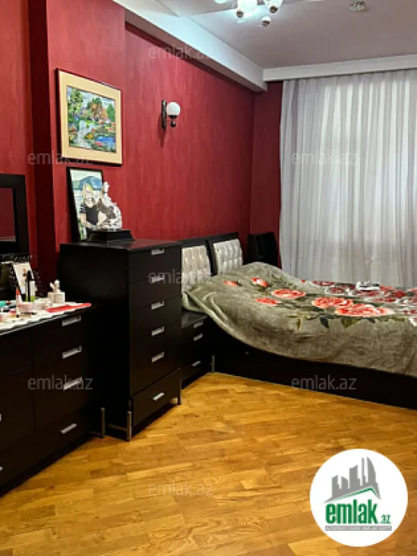 Satılır 4 otaqlı yeni tikili 183 m²