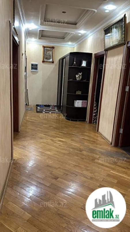 Satılır 4 otaqlı yeni tikili 183 m²