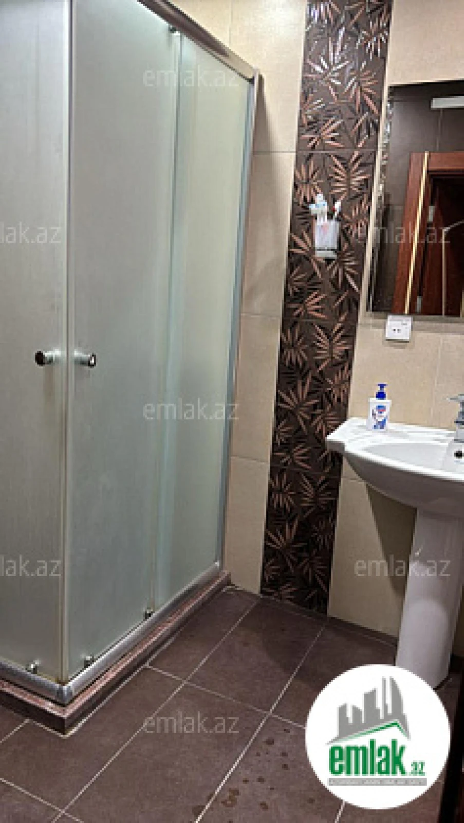 Satılır 4 otaqlı yeni tikili 183 m²