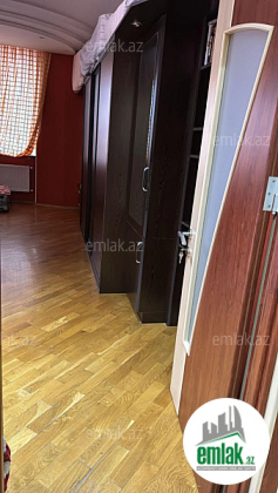 Satılır 4 otaqlı yeni tikili 183 m²