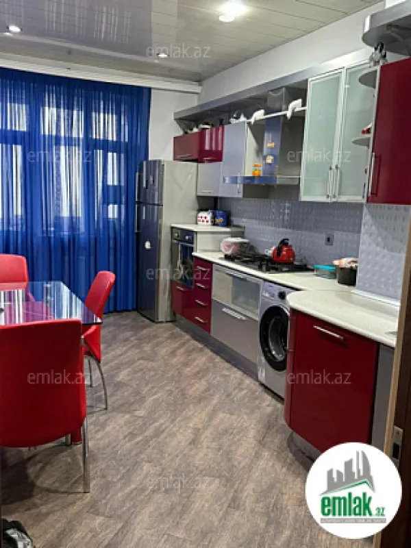 Satılır 4 otaqlı yeni tikili 183 m²