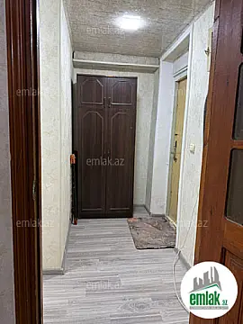 Satılır 1 otaqlı köhnə tikili 30 m²