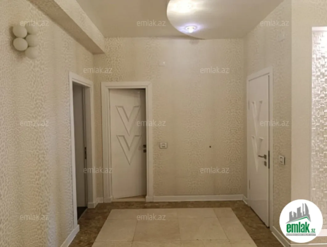 Satılır 4 otaqlı yeni tikili 196 m²