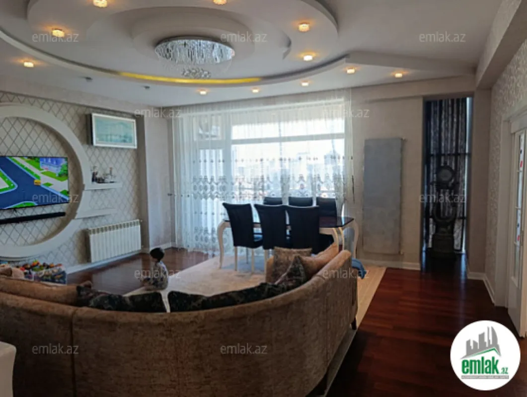 Satılır 4 otaqlı yeni tikili 196 m²