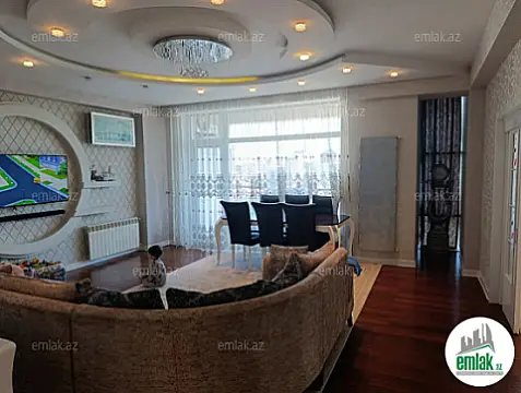 Satılır 4 otaqlı yeni tikili 196 m²