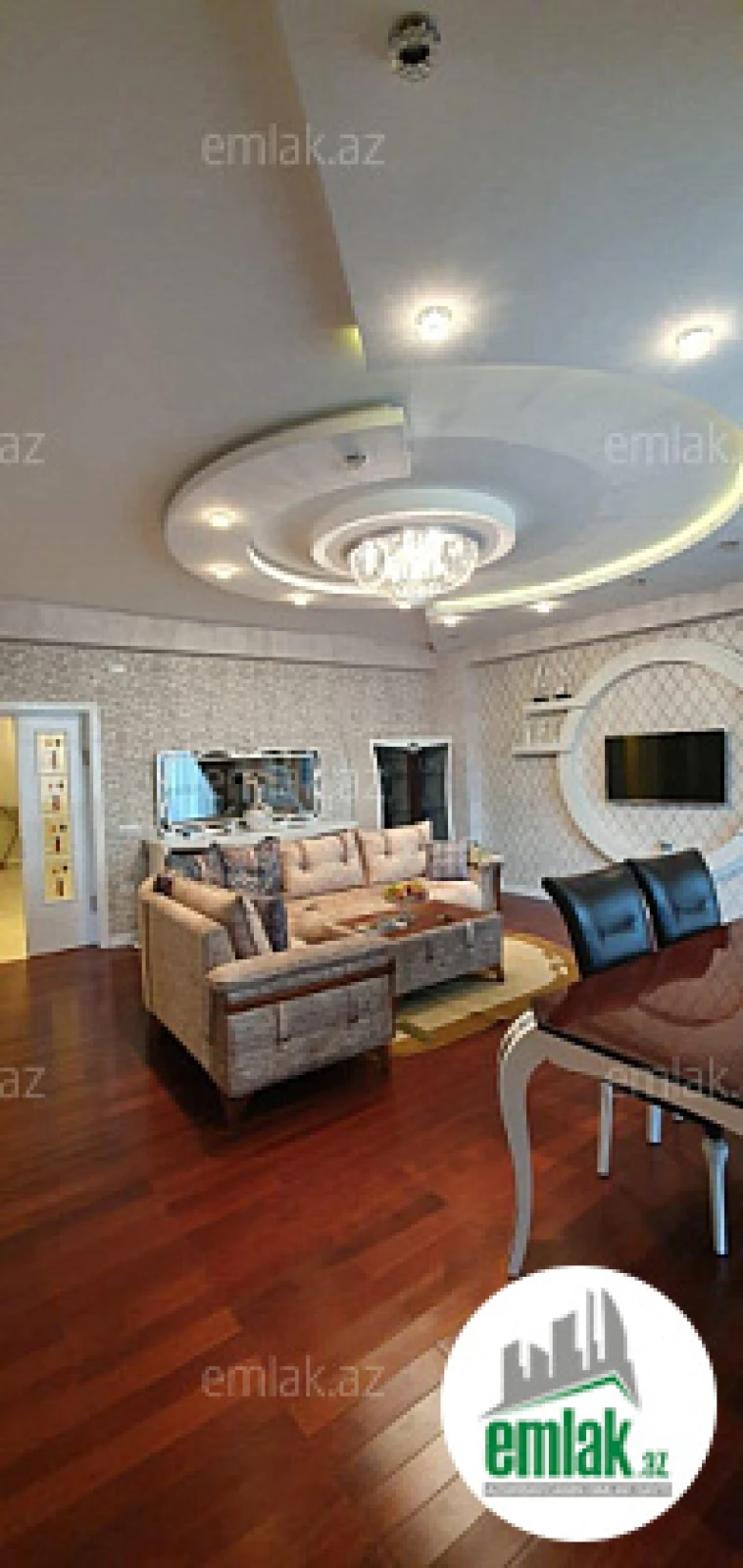 Satılır 4 otaqlı yeni tikili 196 m²