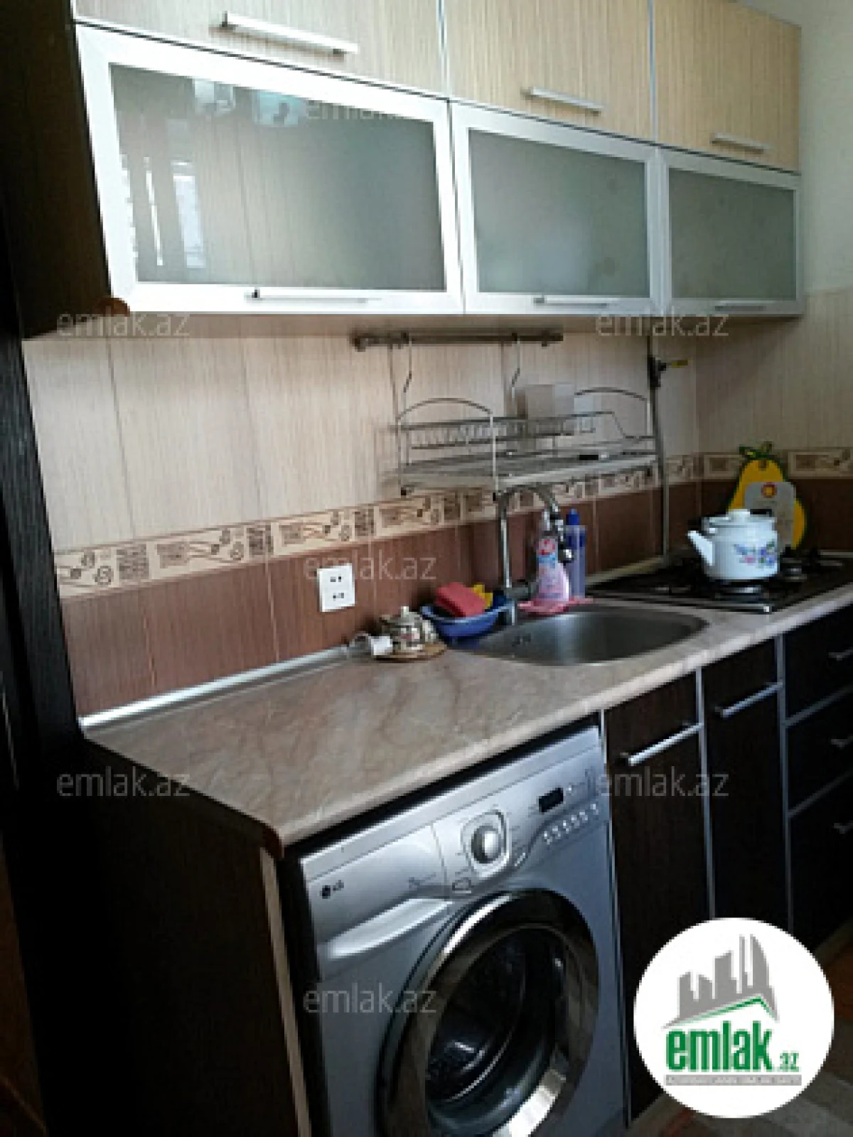 Satılır 2 otaqlı köhnə tikili 65 m²
